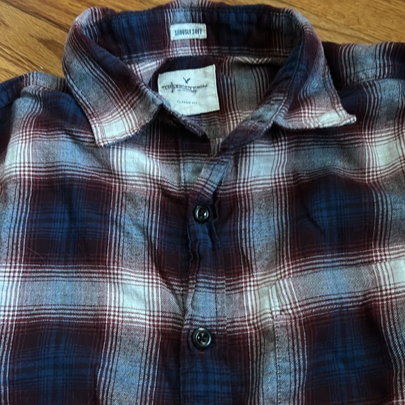Men’s American Eagle Outfitters Button-Down Plaid Shirt - Picture 2 of 6